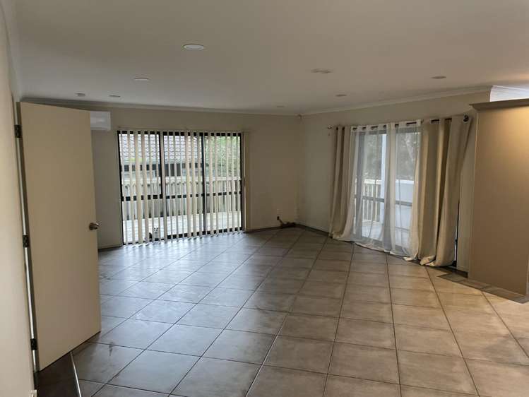 89A Mt Lebanon Crescent 10699_2