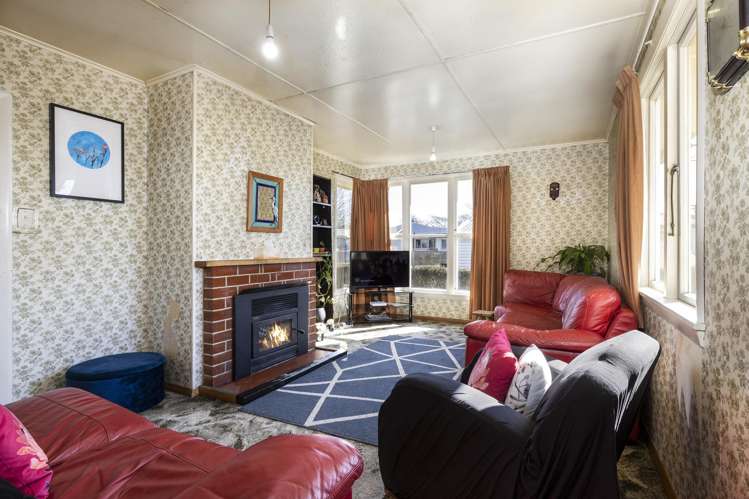 17 Gill Crescent Redwoodtown_2