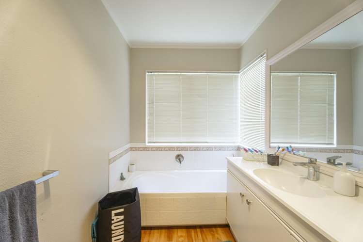 9 Burleigh Place Rototuna_9