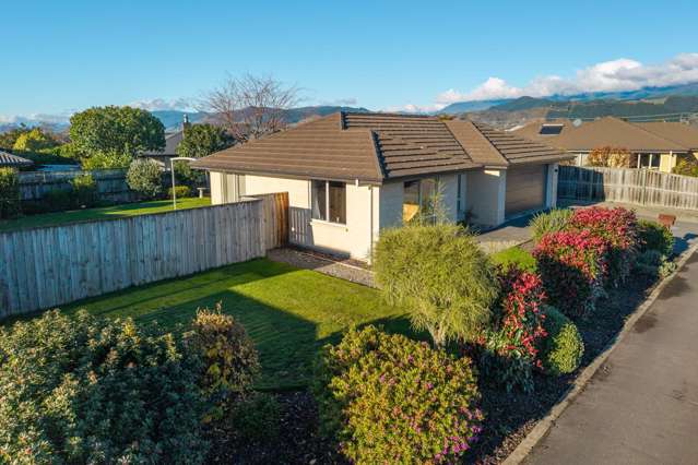 14A Ernest Place Brightwater_2