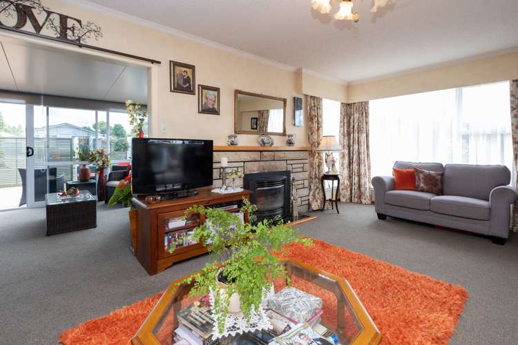 16 Montjoy Street Stratford_10