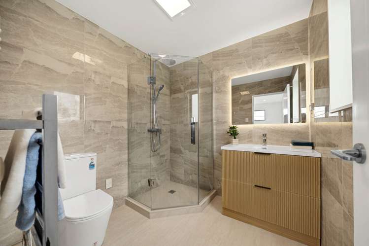 Lots 1-5/64 Leybourne Circle Glen Innes_15