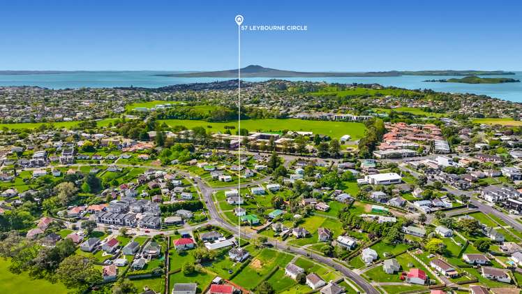 57 Leybourne Circle Glen Innes_8