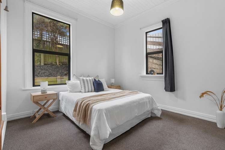 20 Montrose Street North East Valley_17