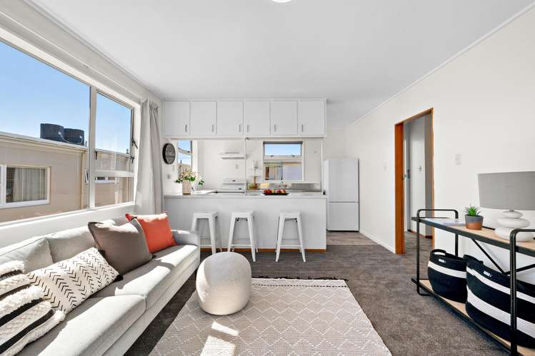 2/16 Ross Street Kilbirnie_7