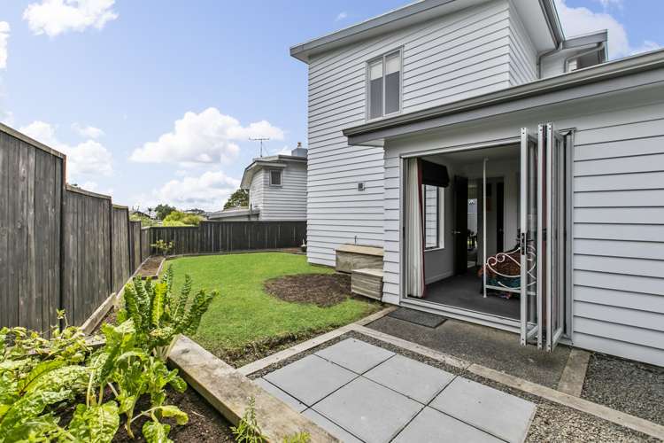 12b School Road Morningside_15