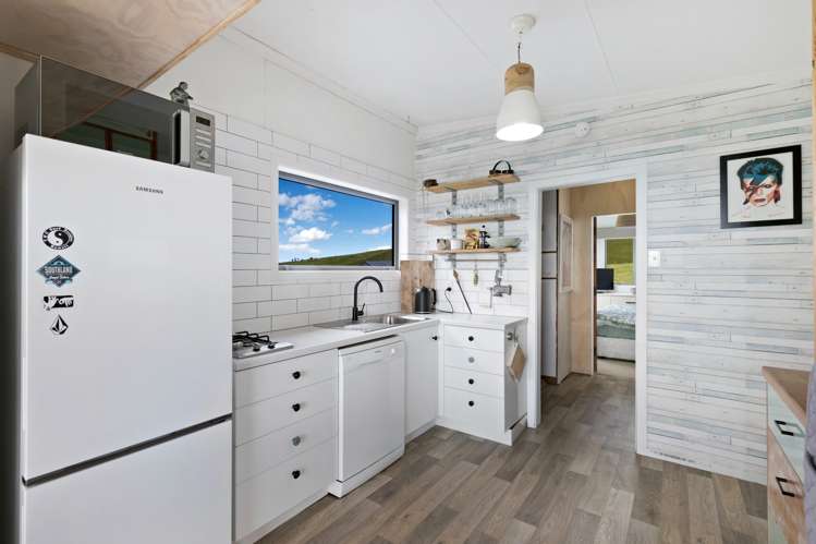 31 Violet Street Riverton_11