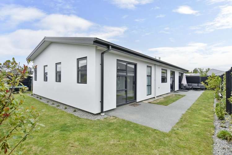 28 Tara Crescent Woodend_19