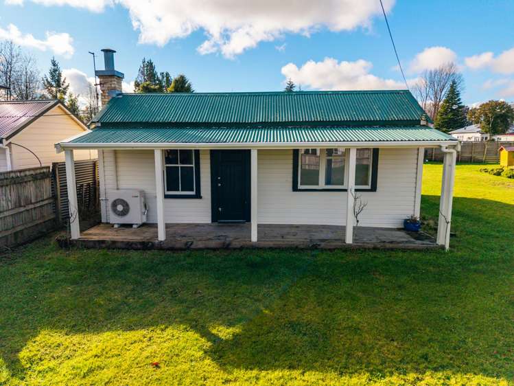 35 Pitt Street Raetihi_15