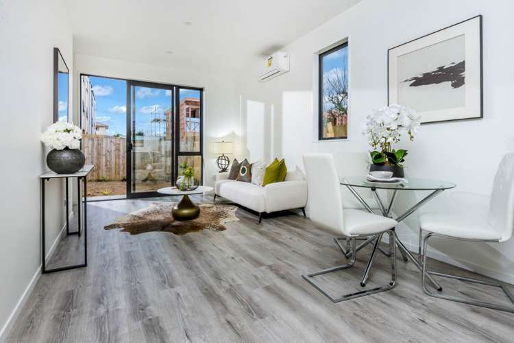 8/10 Arney Road Ranui_14