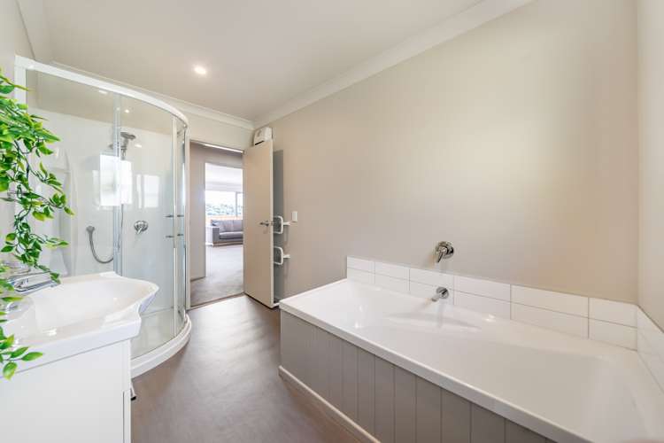 19 Moonsail Drive Whitby_14