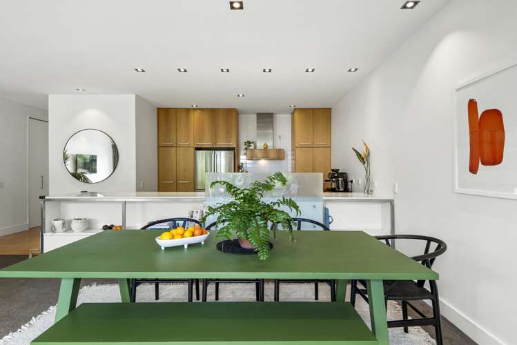 7/258 Hurstmere Road Takapuna_11