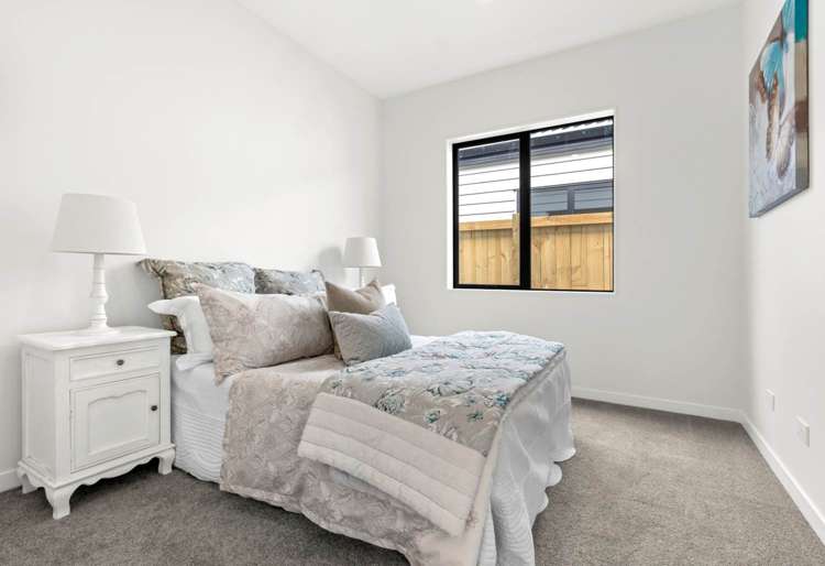 30 furlough road Opaheke_5
