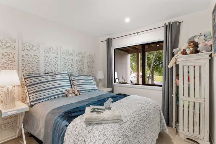 2 Sunvista Avenue Oteha_25