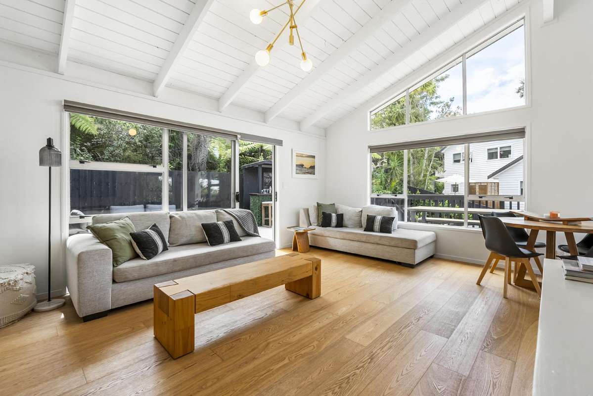 2/31 Tui Glen Road_3