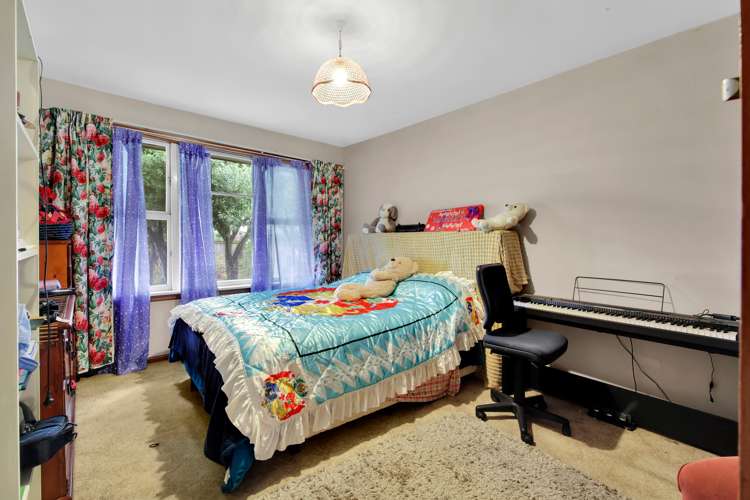 10 Curletts Road Sockburn_12