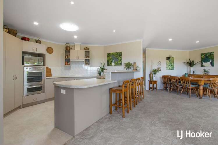 127 Koutunui Road Athenree_10