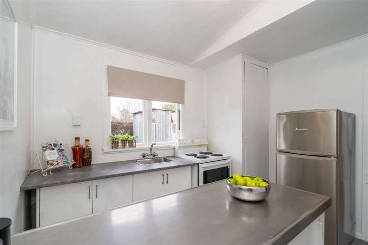 11 High Street Milton_7