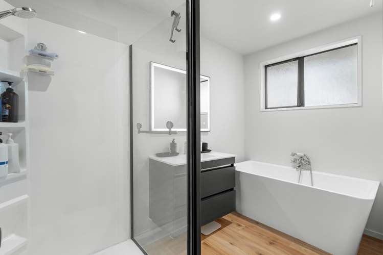 2/136 Middlepark Road Upper Riccarton_12