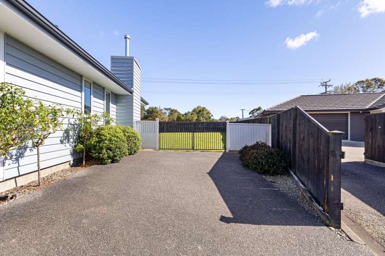 111 Johnstone Drive Fitzherbert_25