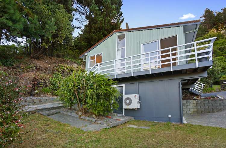 24 Fyvie Avenue Tawa_11