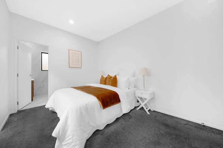 6B Dalwhinnie Parade Highland Park_12