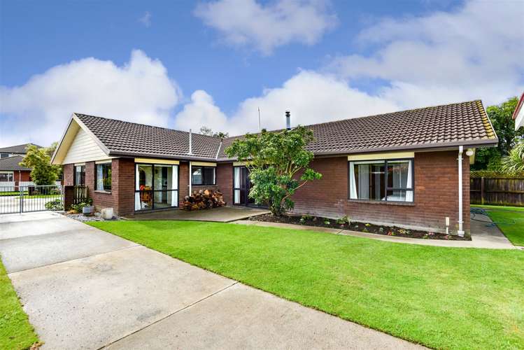 17 Lakeview Place Halswell_1