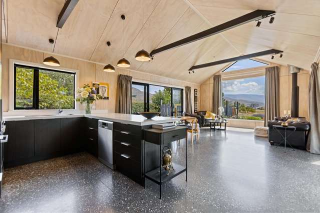 12A Miners Terrace Bannockburn_1