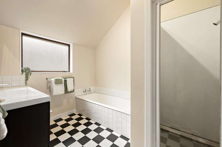 35 Burma Road Khandallah_15