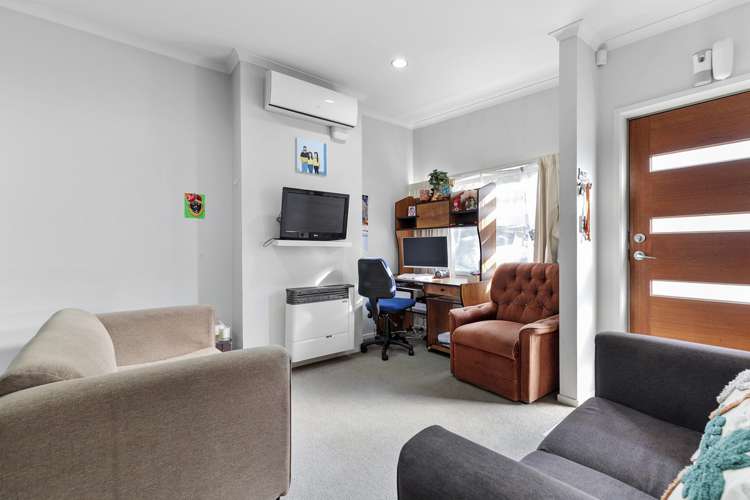 2/46 Peachgrove Road Hamilton East_2