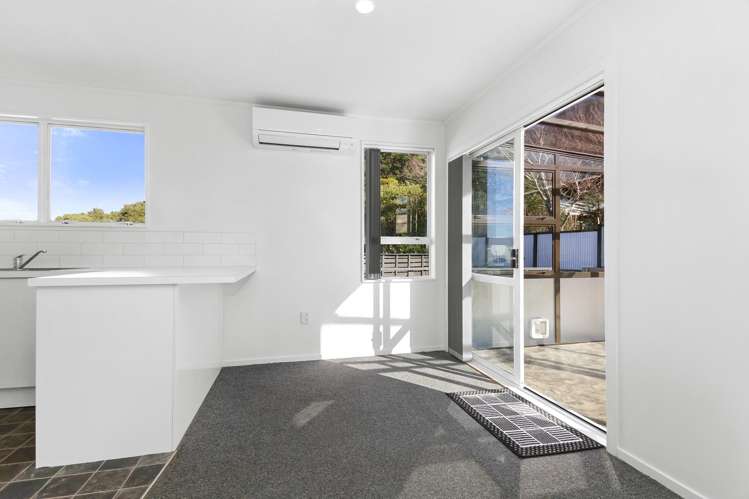 21 Newburn Grove Wainuiomata_8