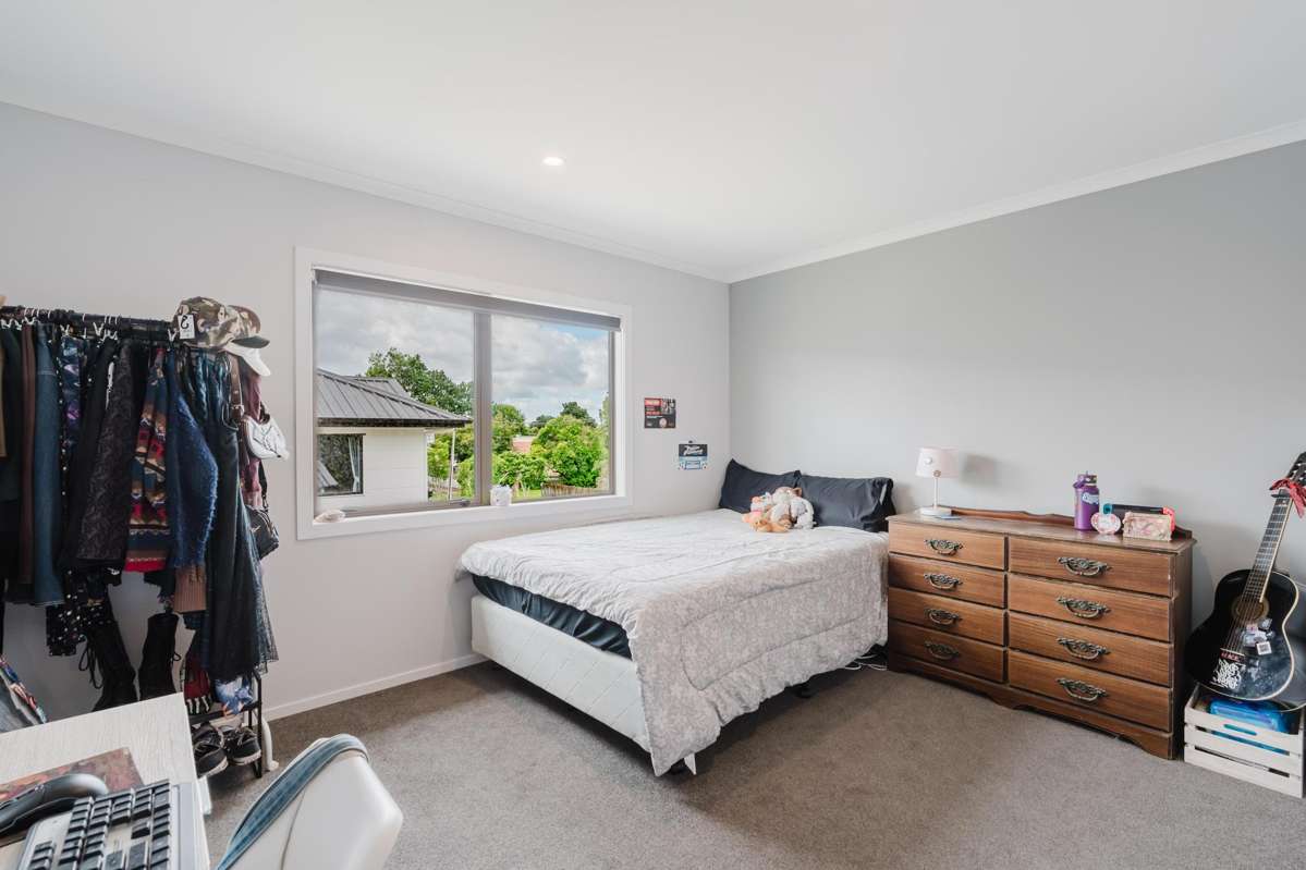 10A Gazeley Avenue_2