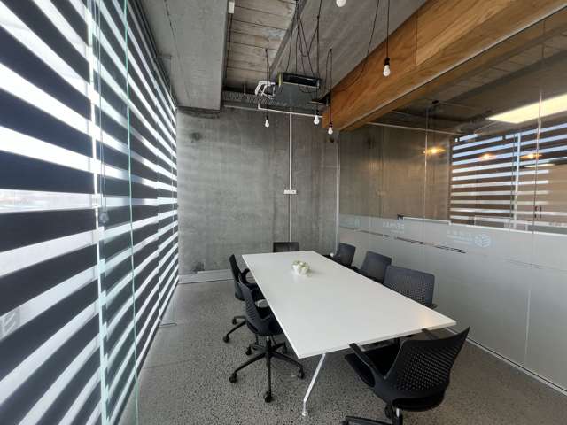 Unit 2/1 Bishop Dunn Place Flat Bush_2