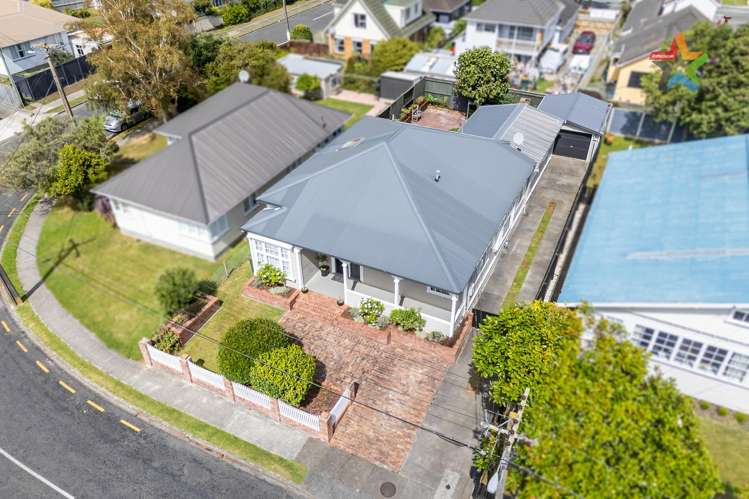 50 Kebbell Grove Epuni_18