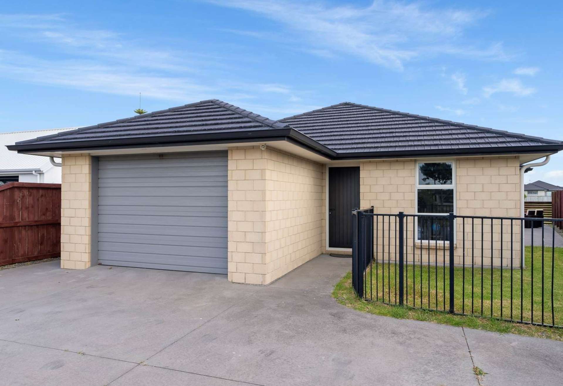 38 Batty Street Papamoa Beach_0