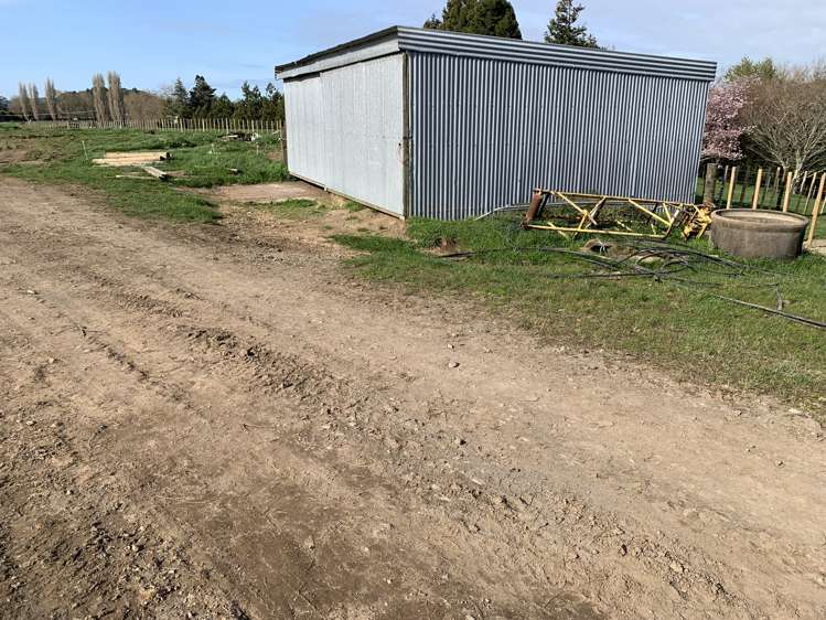 895 Bird Road Stratford_8