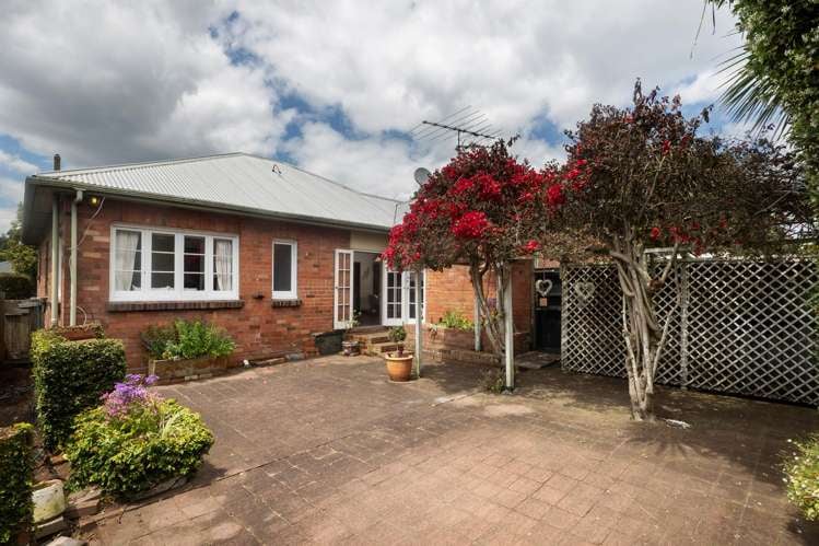 1B Maybeck Rd Mount Albert_23