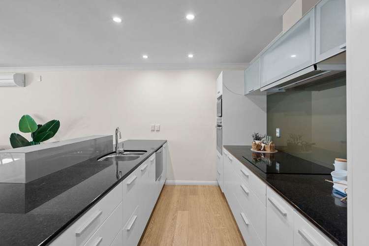 7/235 Devonport Road Tauranga Central_11