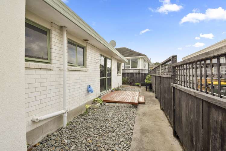 1/919 Whangaparaoa Road Manly_20
