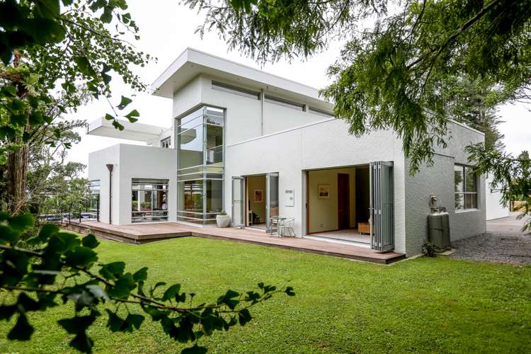 531 South Road Omata_5