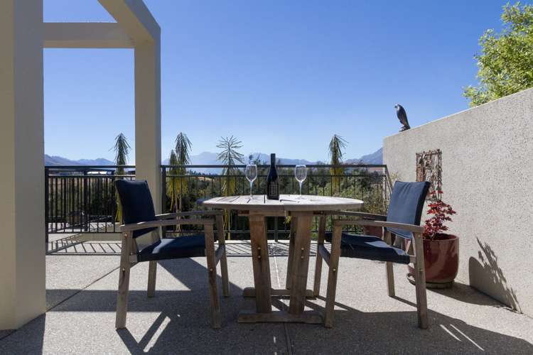 585 Aubrey Road Wanaka_12