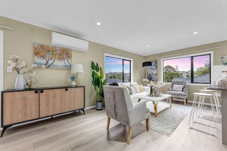 9 Makora Road Massey_3