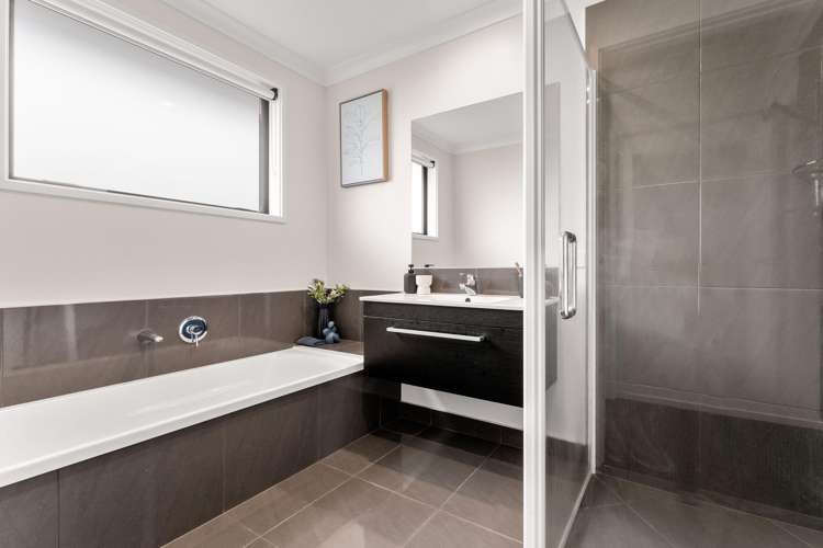 39 Ballintoy Park Drive Welcome Bay_12