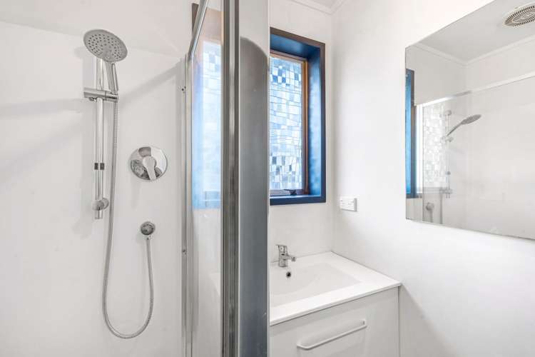 35 Camellia Avenue Bell Block_18