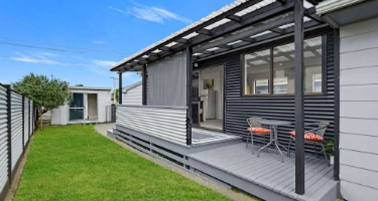 81 Simpson Road_0