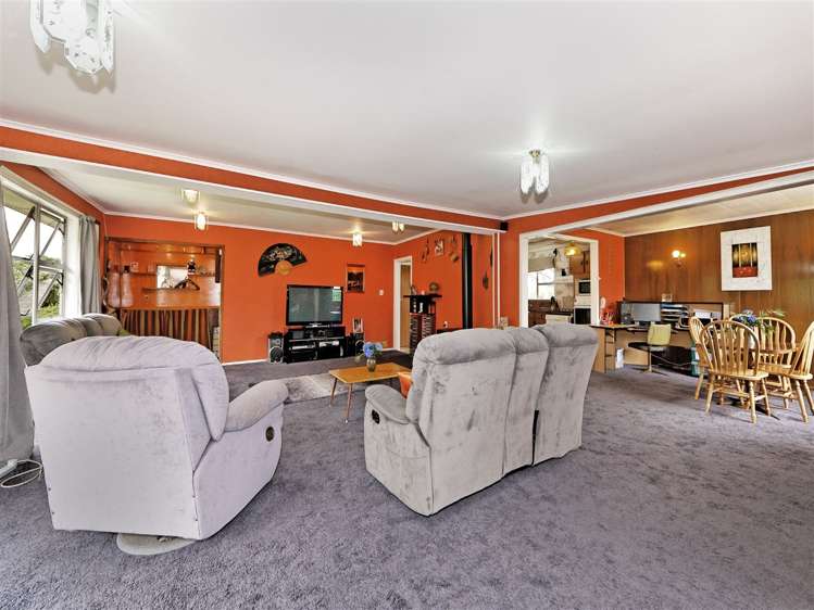 36 Buscomb Avenue Henderson_5