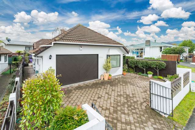 3/128 Heuheu Street Taupo_2