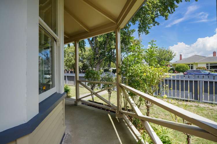 67 Russel Street Gladstone_16