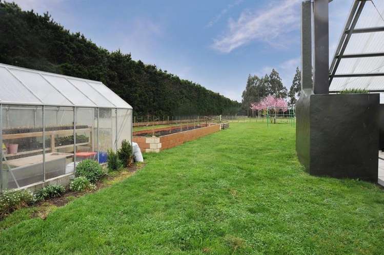 1014 Two Chain Road Swannanoa_39