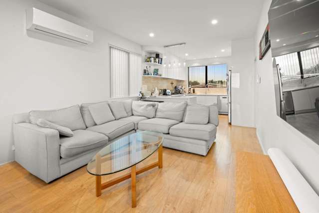 6b Tiroroa Avenue Te Atatu South_1